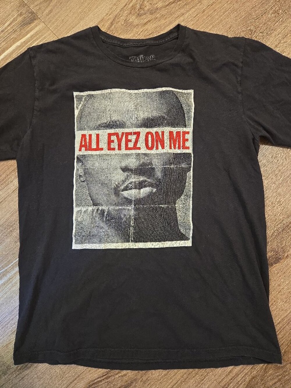 Vintage Tupac Shakur "All Eyez On Me" Black Graphic T-Shirt
